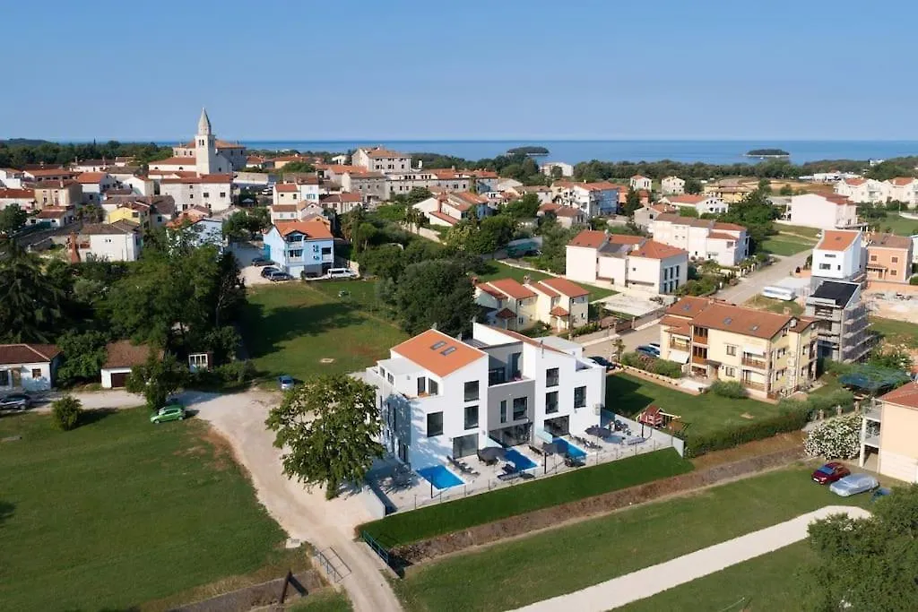 Casa Maestral Villa Funtana 0*,